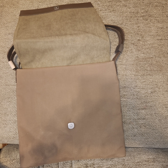 Tumi Dark Brown Leather Messenger Bag - Picture 3 of 5